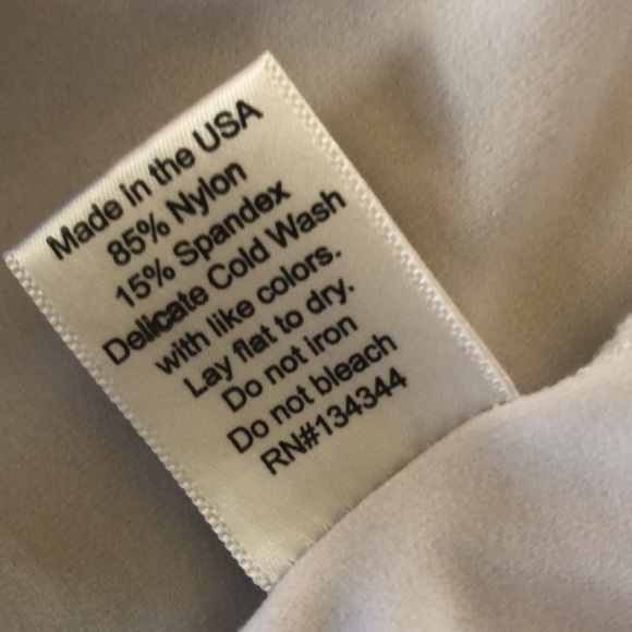 BSKINZ PICKLEBALL/TENNIS SKORT Woman’s Large - Picture 11 of 11